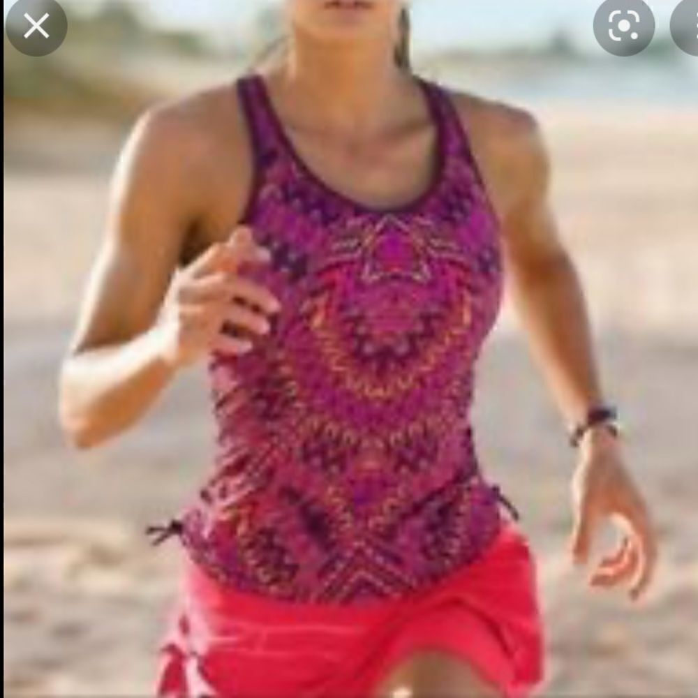 EXCELLENT CONDITION WOMEN’S SMALL ATHLETA MAROON CAYO COCO READY TO RUN TANKINI